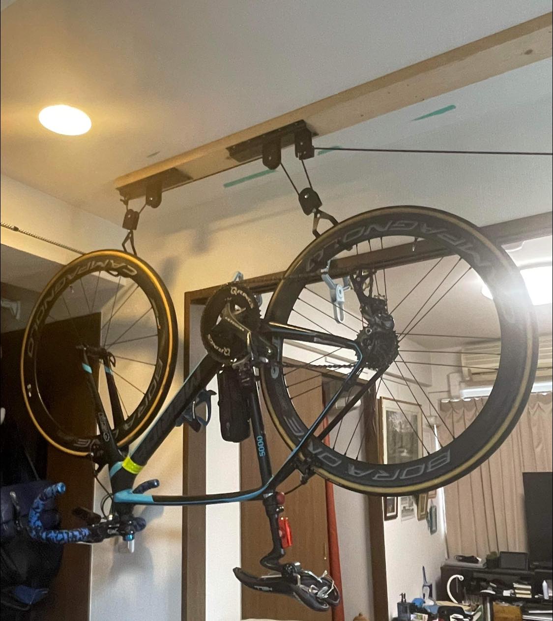 自転車用のハンガーを設置